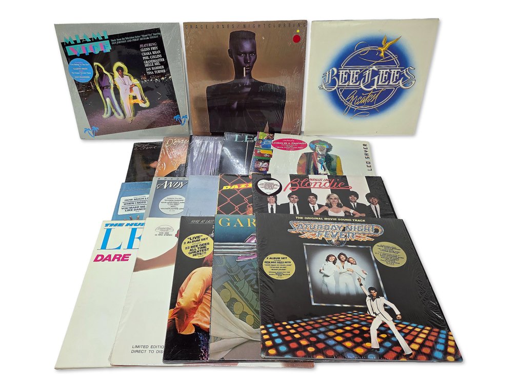 18x Vinyl Records - Grace Jones, Bee Gees, Leo Sayer & More