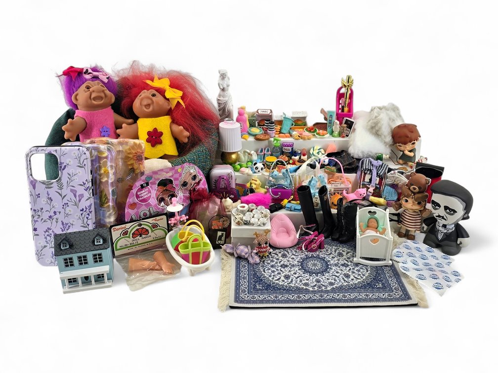 Mini Brands Miniatures, POP MART Figurines, DAM Troll Dolls & Other Toys