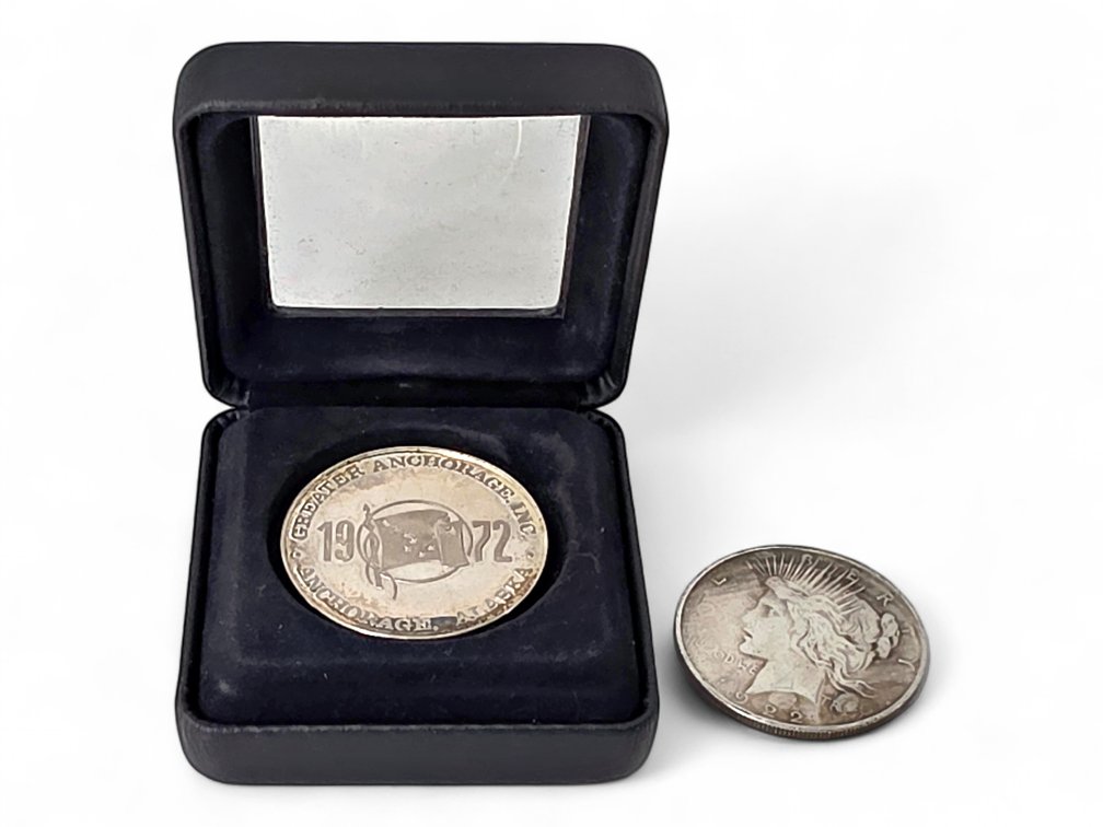 1972 Fur Rendezvous Medallion & Replica "The Dark Knight" Two-Face Coin