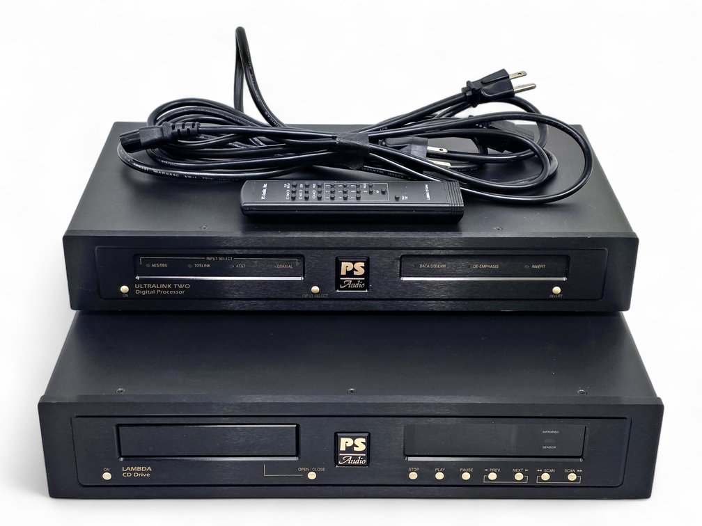 PS Audio UltraLink Two Digital Processor & Lambda CD Transport
