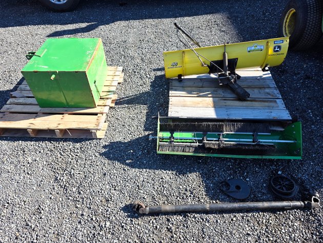 John Deere 46
