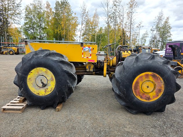 Ardco Articulated 4WD Swamp Buggy / Utility Tractor
