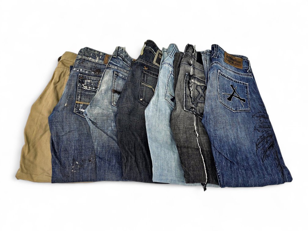 Seven Pairs of Pants: Affliction & Guess Jeans, Plus Women's Carhartt 12 × 30