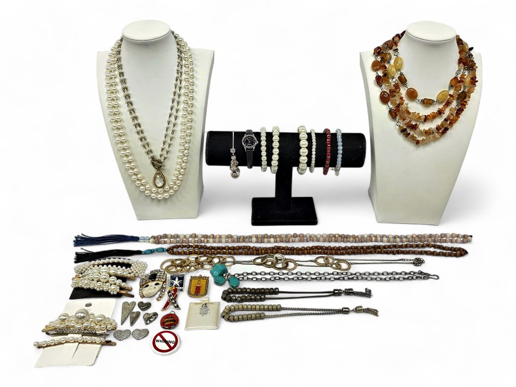 Costume Jewelry, Wristwatch & Hair Accessories: Faux Pearls, Beads, Chains & Pins