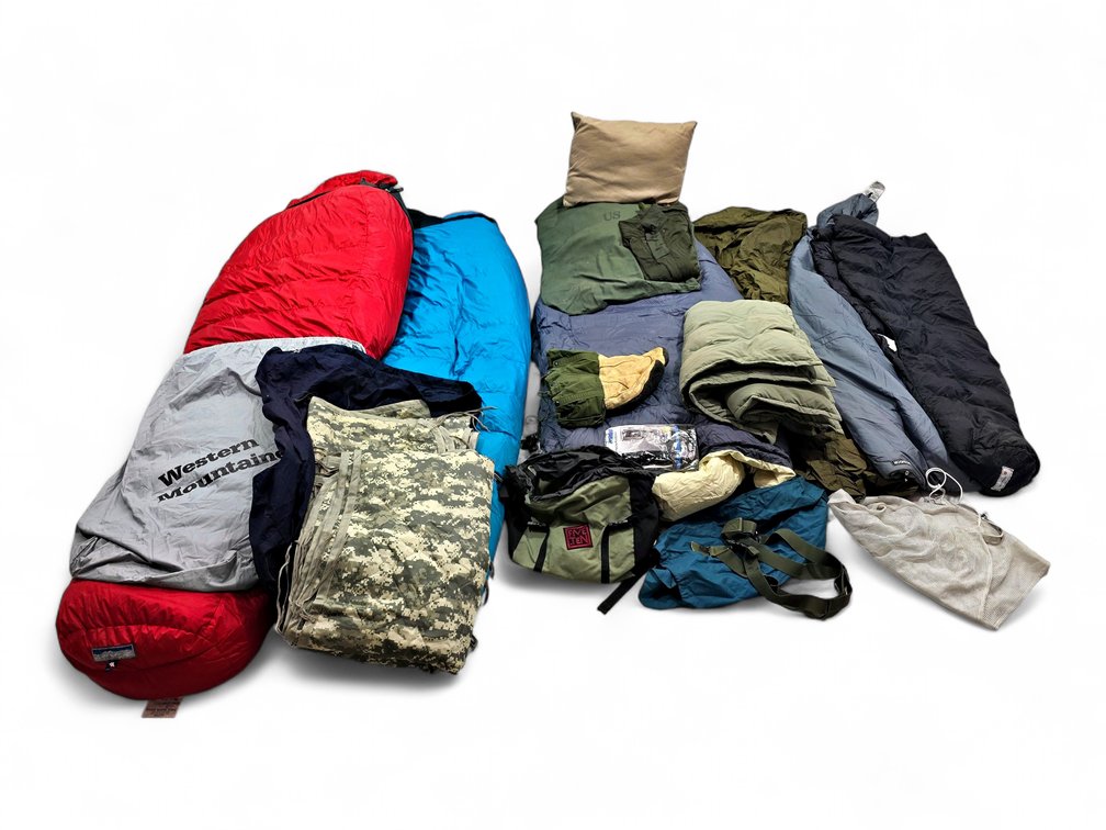 Western Mountaineering Sleeping Bags, Liners, Bivy Cover, Blankets & Cold-Weather Gear