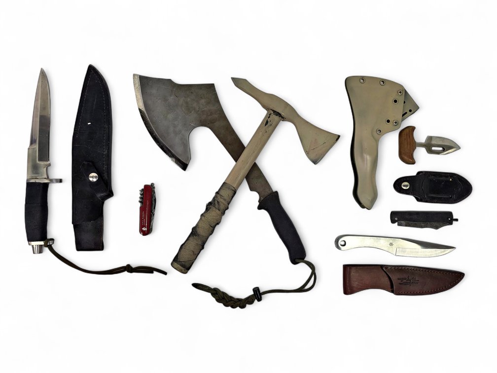 Two Axes & Five Knives: Benchmade Axcaliber, Gil Hibben, Carson & More