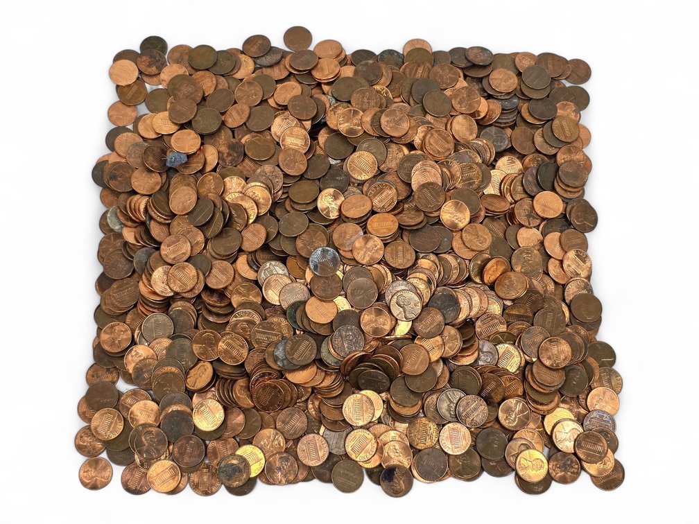 Bulk Lincoln Memorial Cents — Mixed Dates, Loose and Ungraded