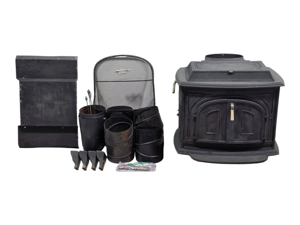 Vermont Castings Vigilant Cast-Iron Wood Stove with Screen, Legs & Pipe Fittings