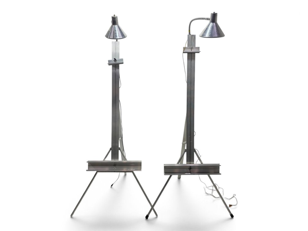 Pair of Stanrite No. 500 Studio Easels with Testrite Lamps