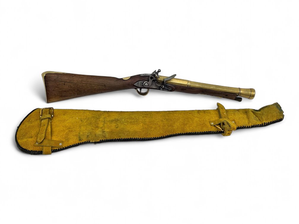 Brass-Barreled Flintlock Blunderbuss, Marked ‘Jackson,’ with Ramrod & Suede Case