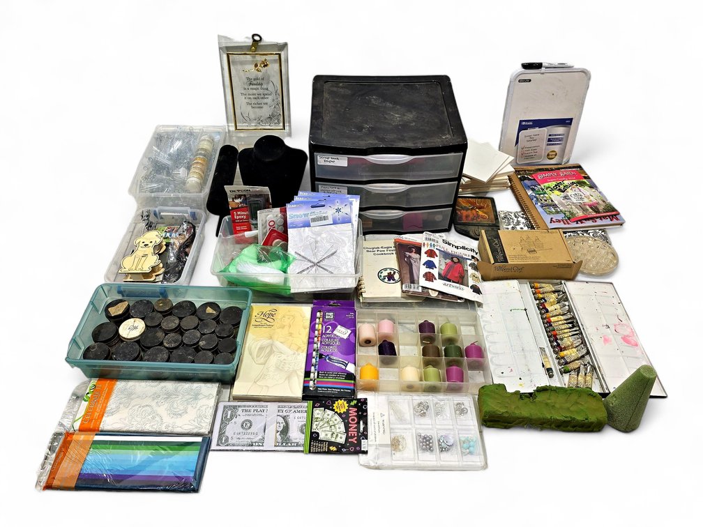 Craft Supplies: Paints, Stamps, Paper Punches, Mohawk Stains & Pampered Chef Decorator Set