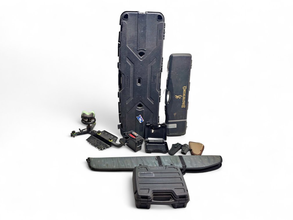 Plano & Browning Gun Cases, Bond Arms Case, Holsters & Primos Bench Anchor Rest