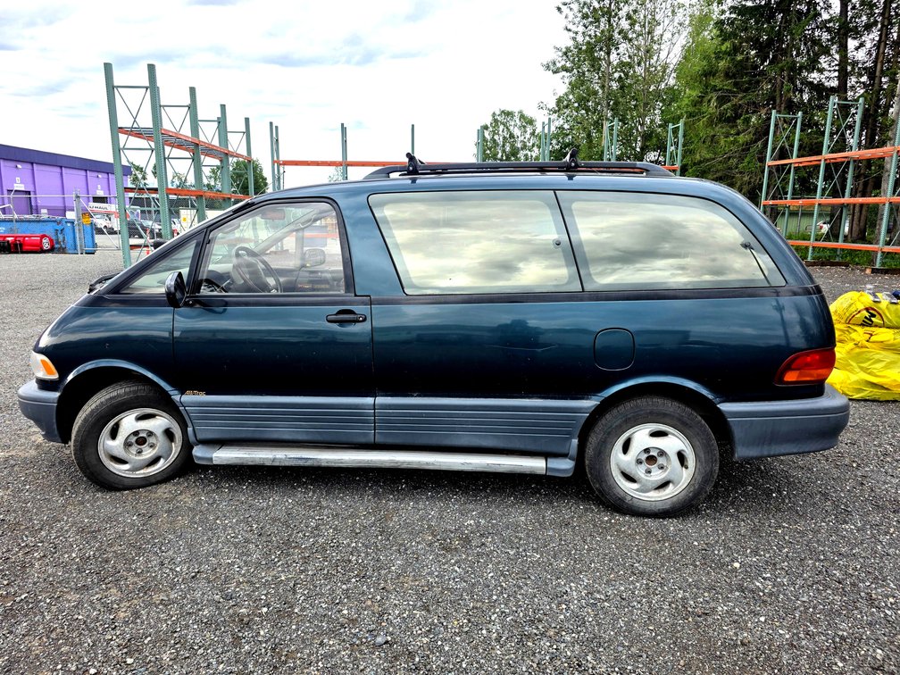 1997 Toyota Previa LE Supercharged All-Trac AWD Minivan w/ Extra Tires