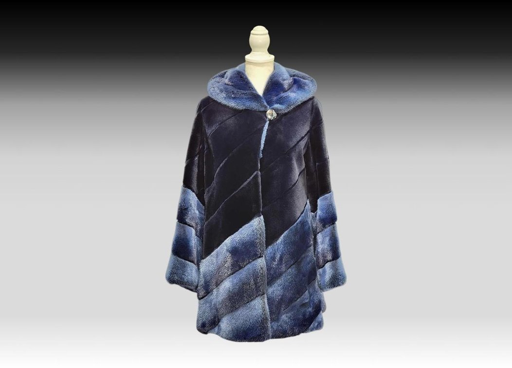 David Green Platinum Blue-Sheared Mink Geometric Coat - Size 44/US16