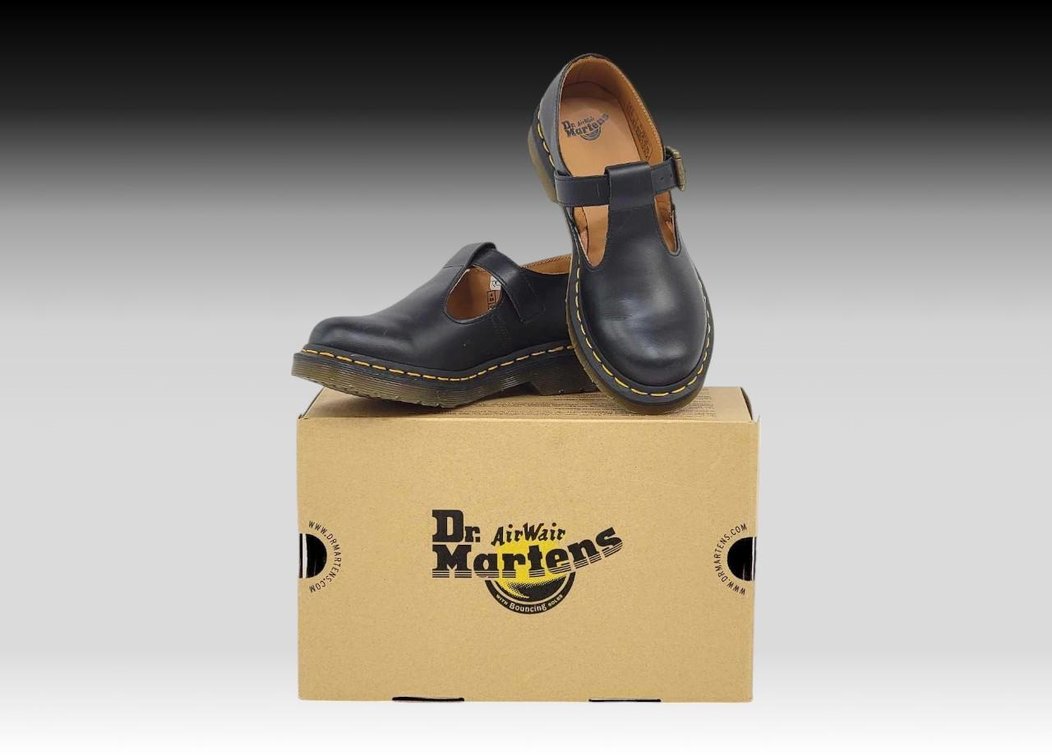 Dr. Martens Polley Mary Jane Shoes - Size 6