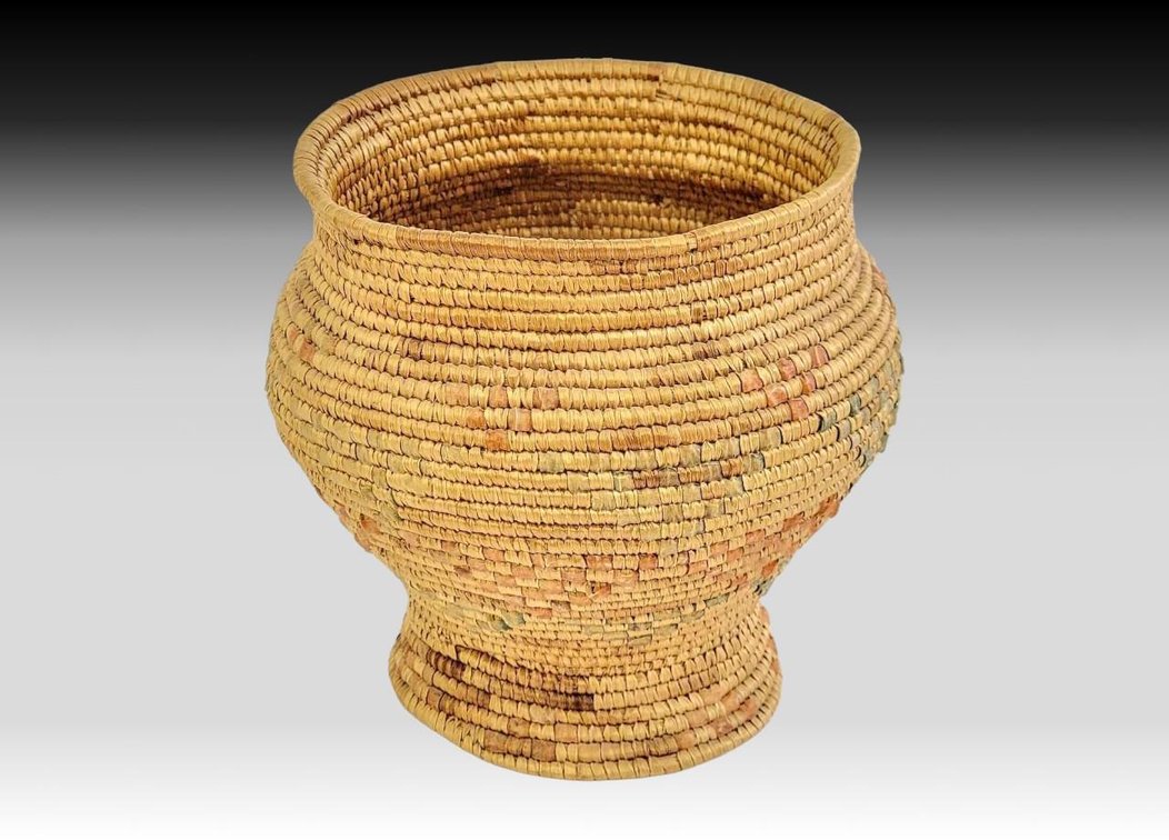 Yup'ik Grass Coiled Pedestal Basket 