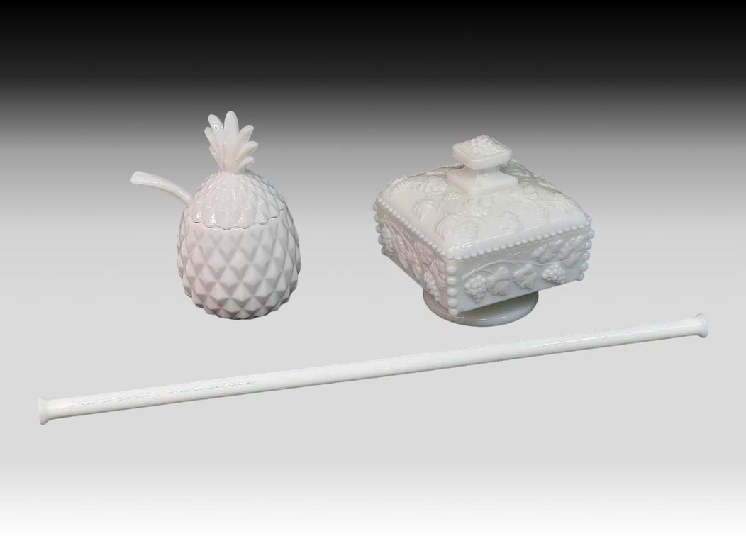 Milk Glass Home Goods & Dishes