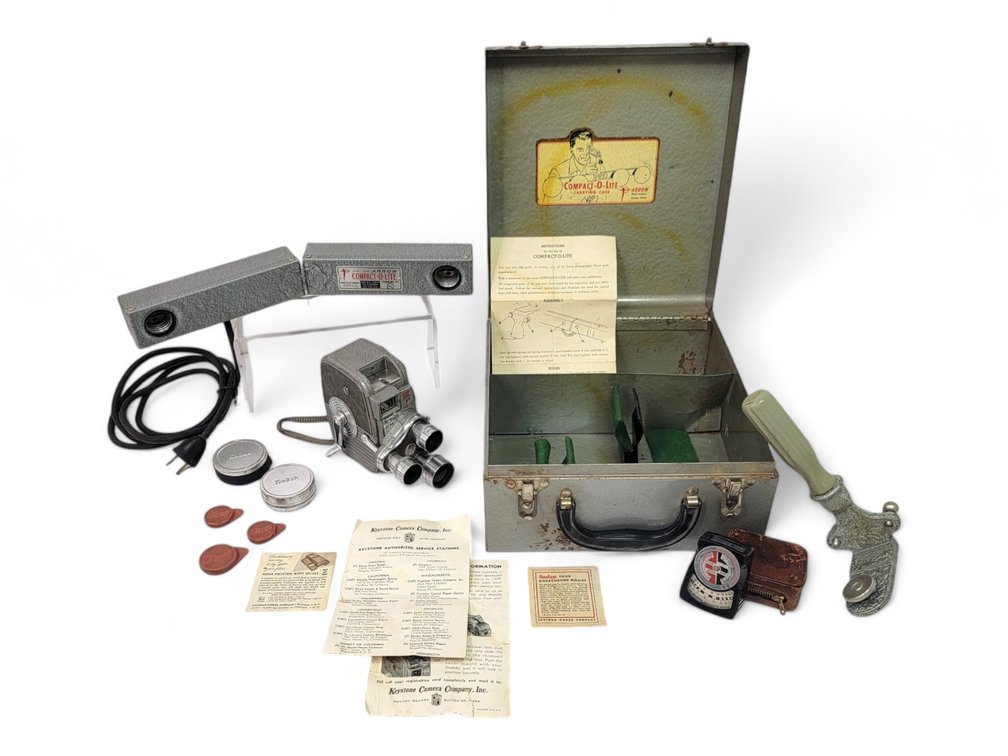Capri K-27 8mm Movie Camera w/ Accessories