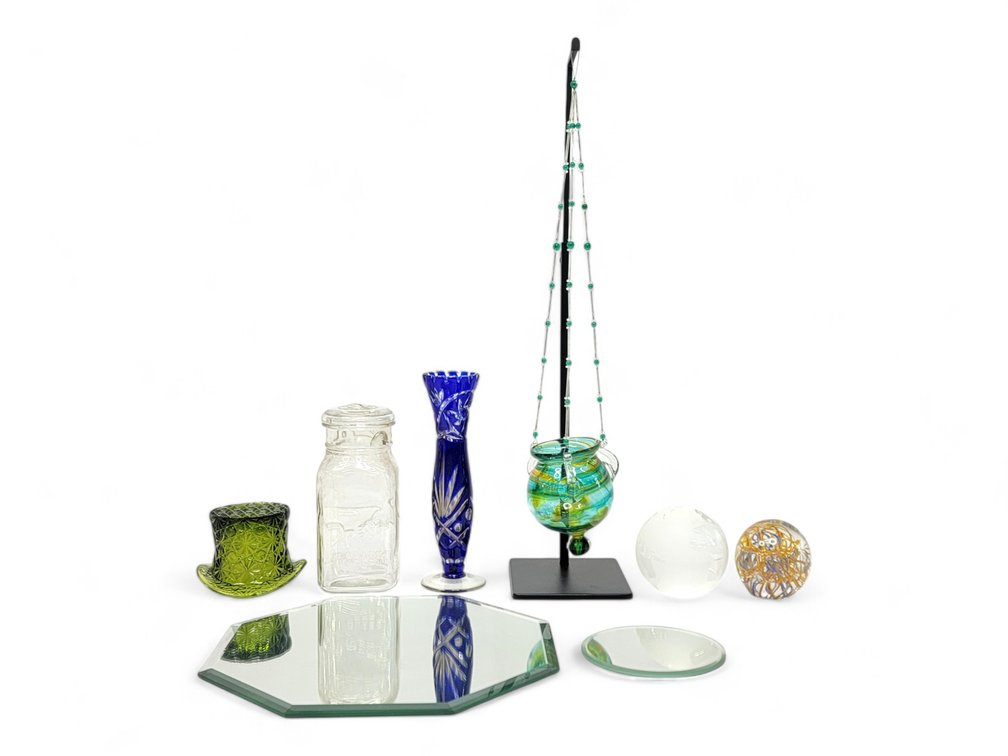 Glass & Mirror Decor Items