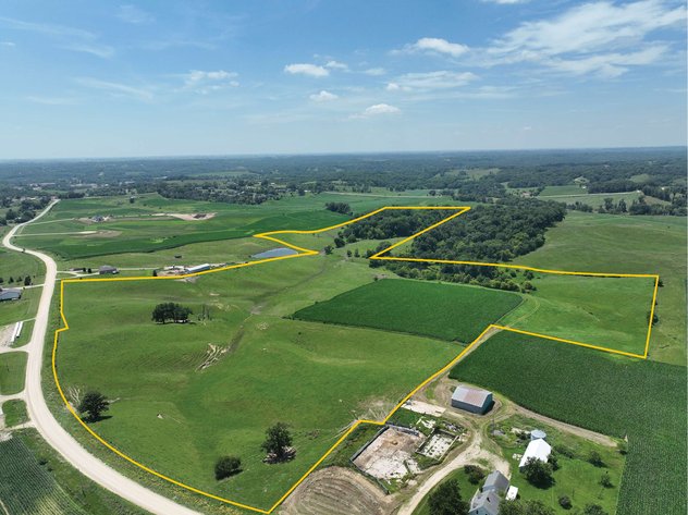 Image for Jones Co., IA - 66.95 Ac., m/l (010-3179-02)