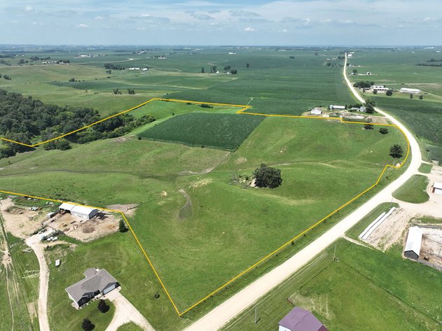 Image for Jones Co., IA - 66.95 Ac., m/l (010-3179-02)
