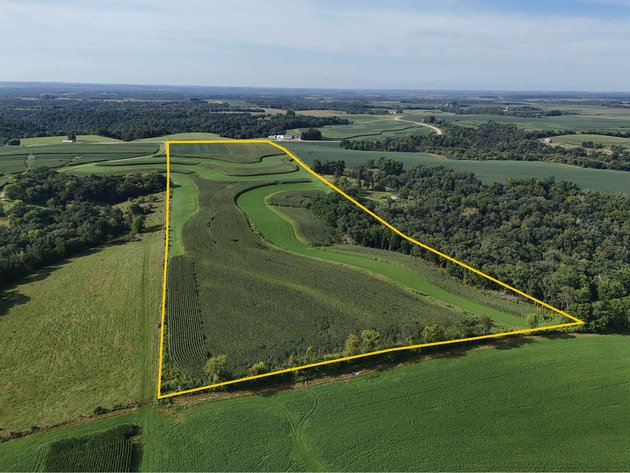 Image for Allamakee Co., IA - 38.37 Ac., m/l (050-1435-01)