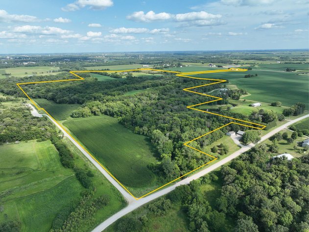 Image for Washington Co., IA - 157.69 Ac., m/l (180-0247-03)