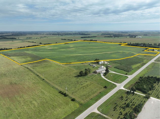 Image for Benton Co., IA - 127.44 Ac., m/l (010-3365-01)