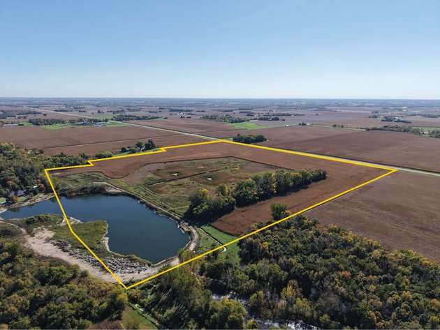 Image for Carver Co., MN - 84.95 Ac., m/l (190-0351-01)