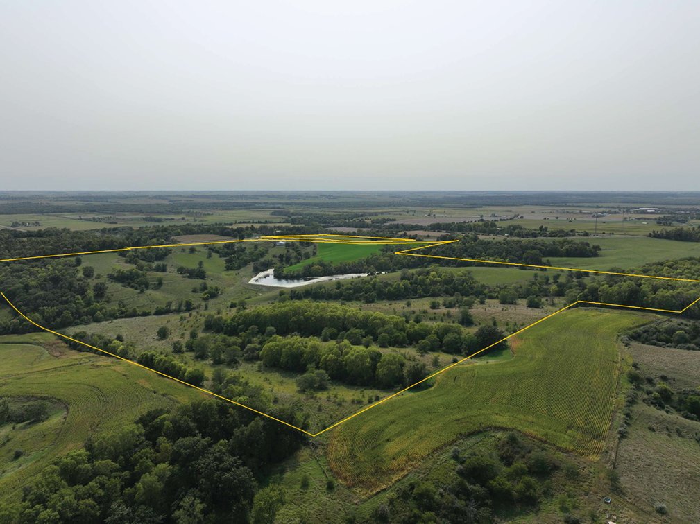 Image for Closed - Benton Co., IA - 142.15 Ac., ml/ (010-2885-03)