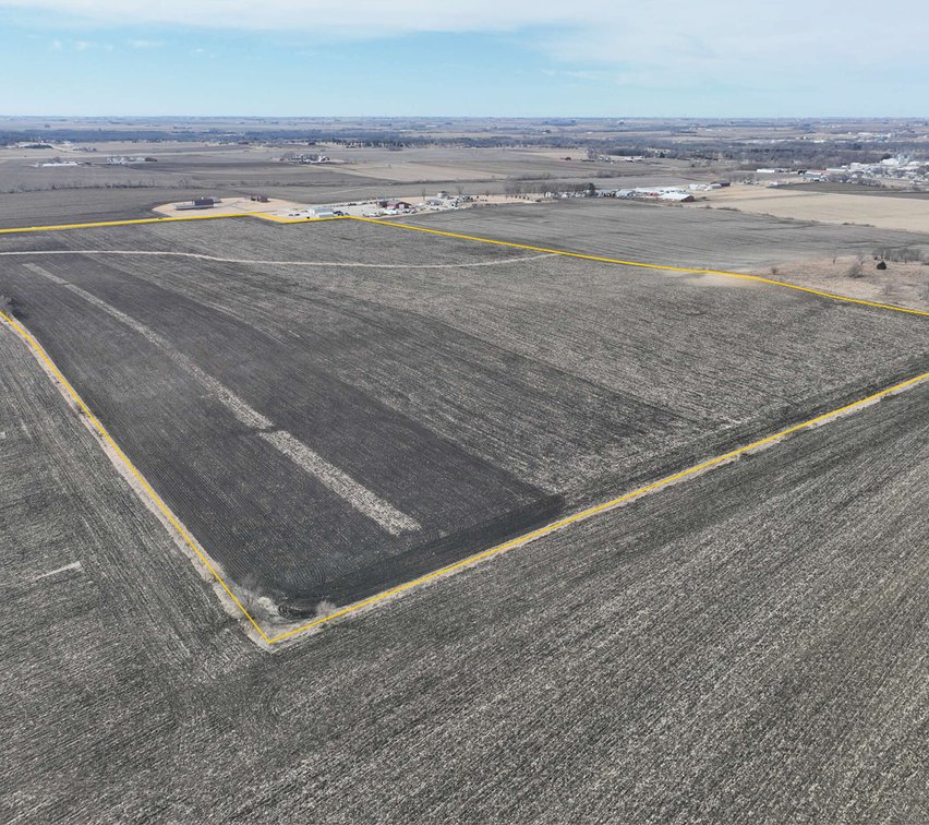 Image for Closed - Delaware Co., IA - 77.20 Ac., m/l (010-2869-01)