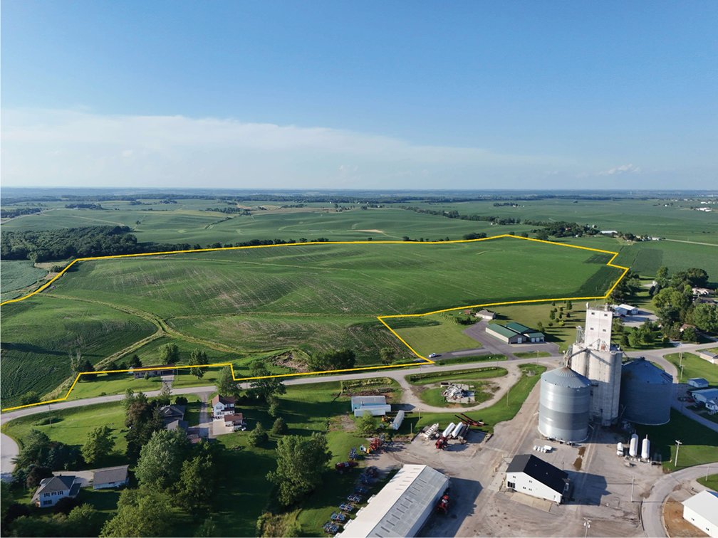 Image for Closed - Iowa Co., IA - 146.73 Ac., m/l (010-3072-01)