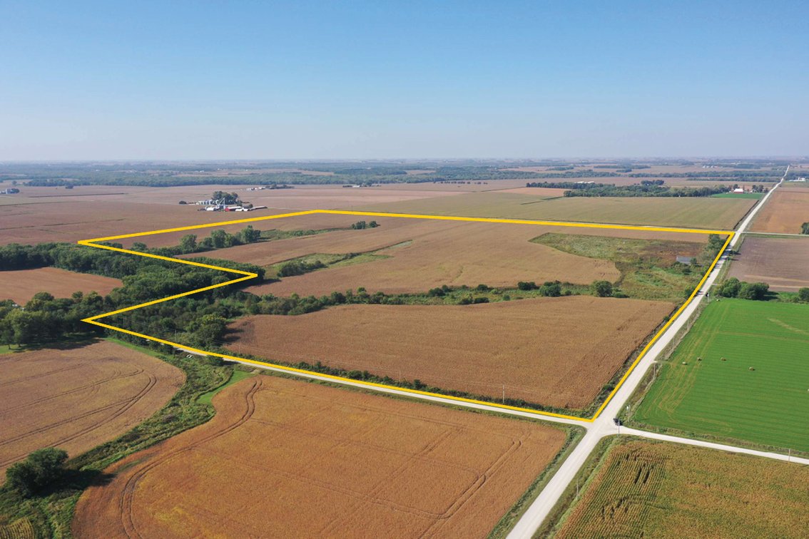 Image for Closed - Bremer Co., IA - 133.98 Ac., m/l (050-1335-02)