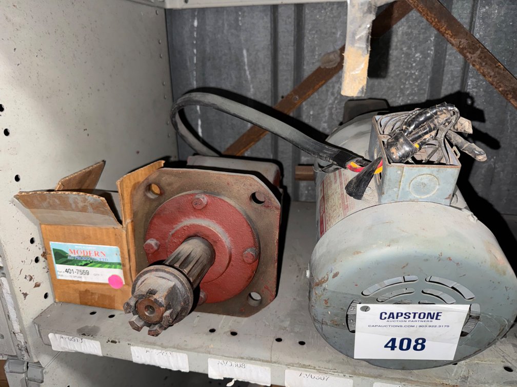 Dayton Three Phase Electric Motor and Modern Ag Gearbox Spline Hub