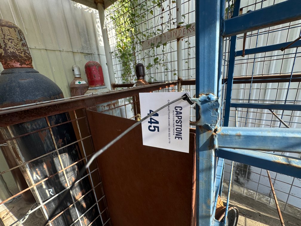 Blue Welded Steel Vertical Gas Bottle and Cylinder Storage Cage