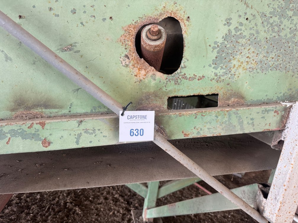 Industrial Pecan Cleaning / Sizing Grader