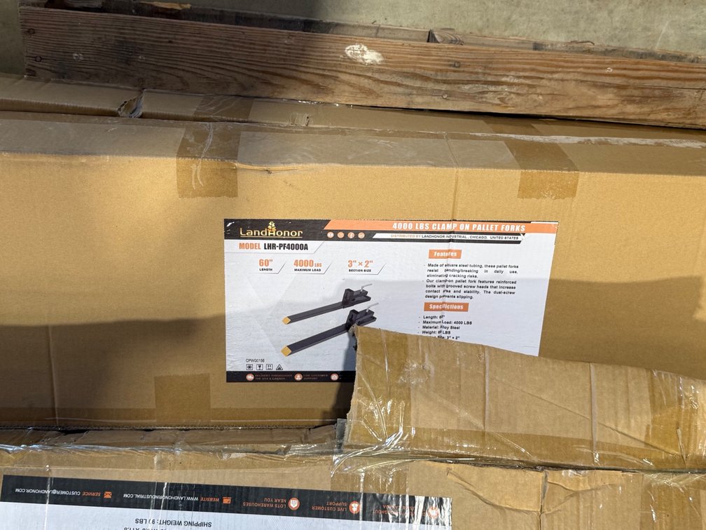 Landhonor 4,000lbs Clamp on Pallet Forks