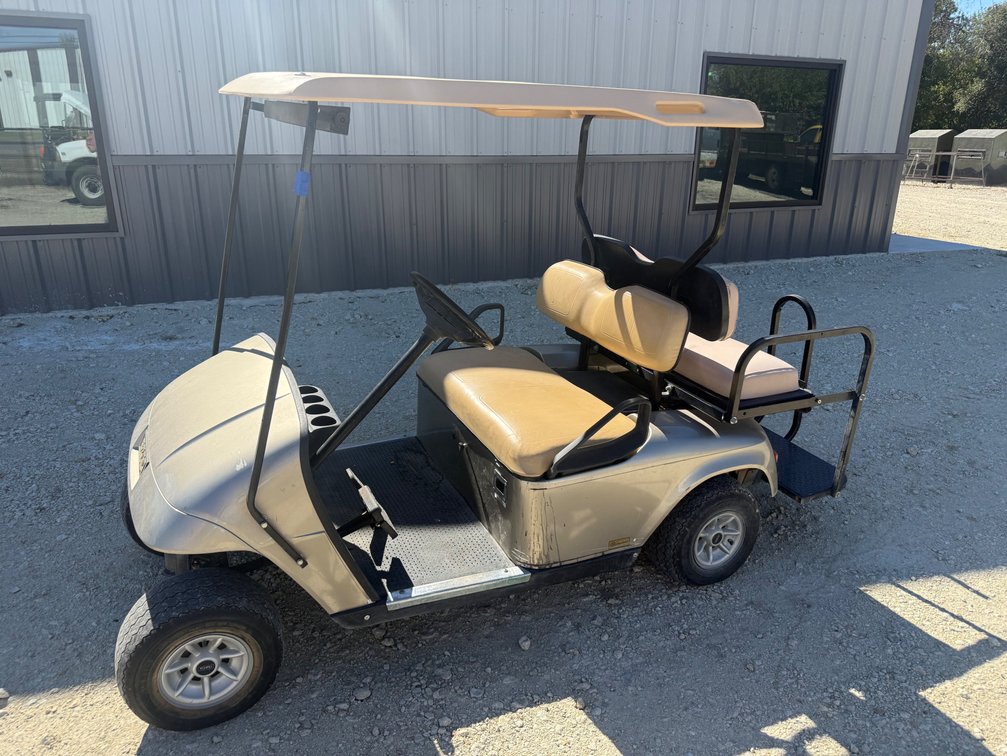 2007 EZ-GO TXT-PDS Electric 4 Passenger Golf Cart