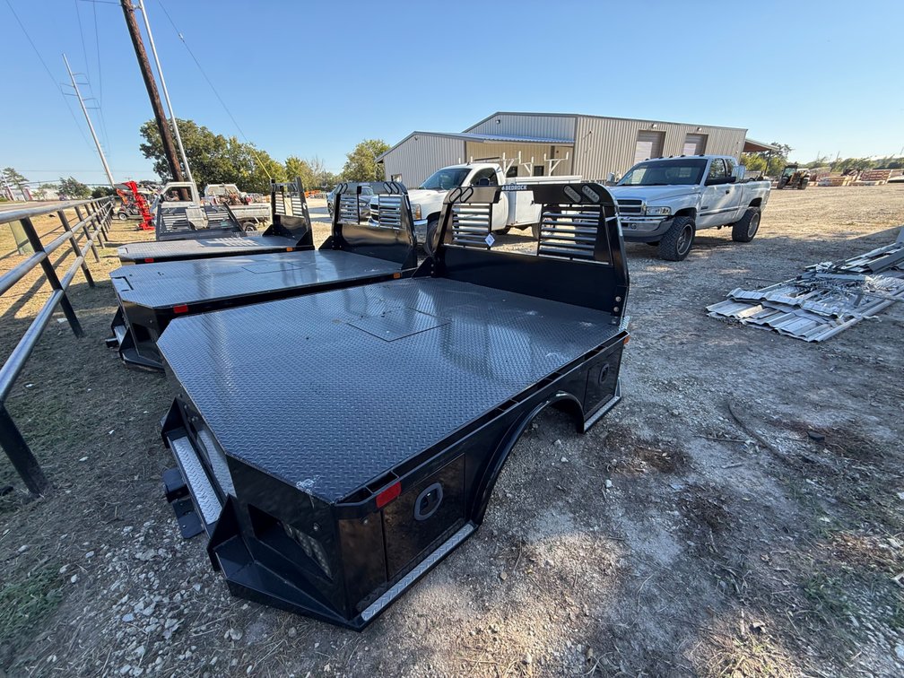 7G GM 8'6" Bed Single Wheel Bedrock Truck Bed