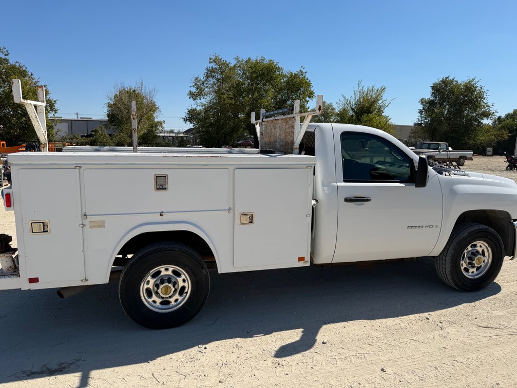 2007 Chevrolet Silverado Service Truck