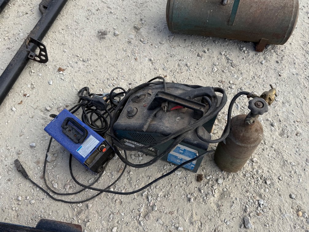 2 Small Welding Machines