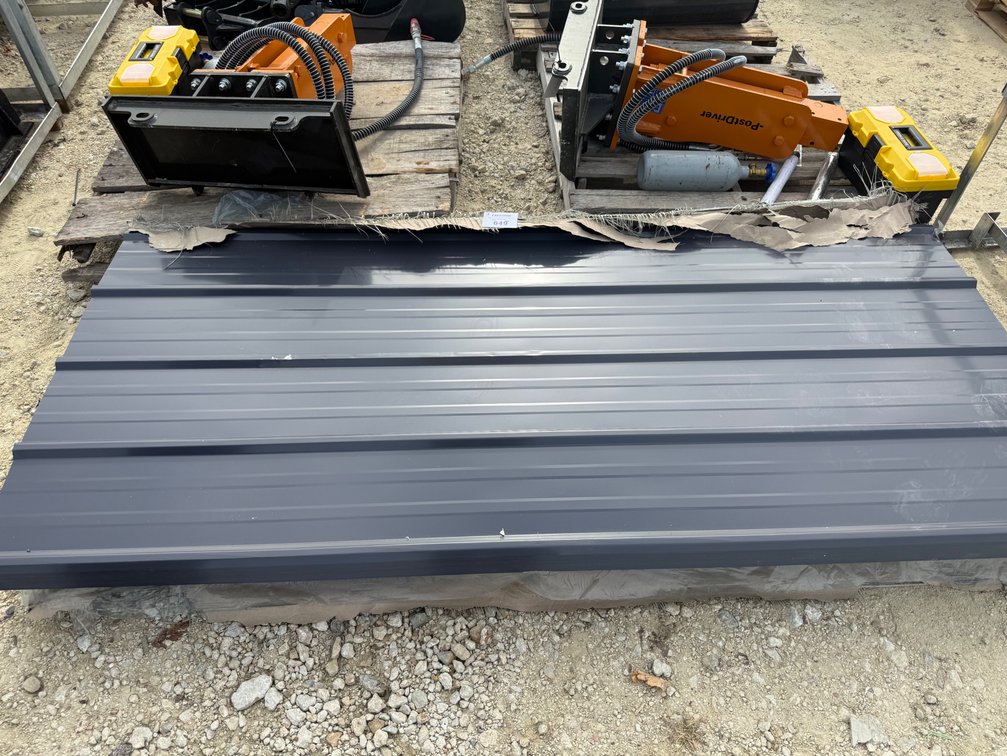 Metal Carport (accessory)