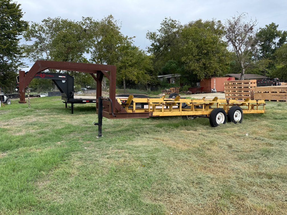 4-Bale Hay Trailer