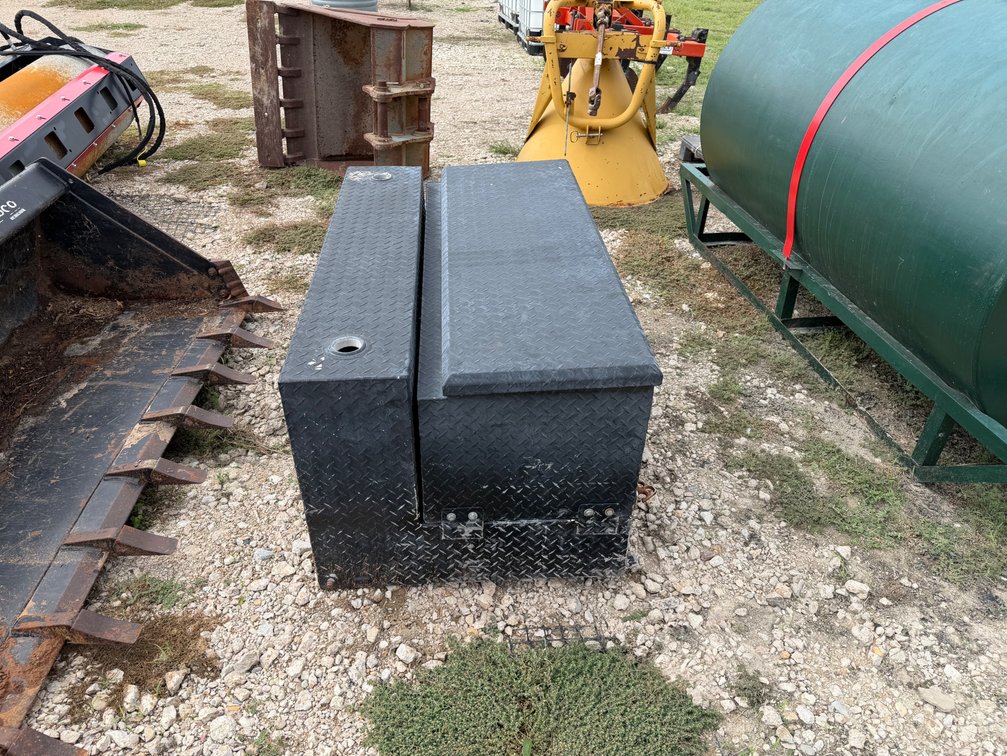 90 Gallon Fuel Tank/Tool Box Combo