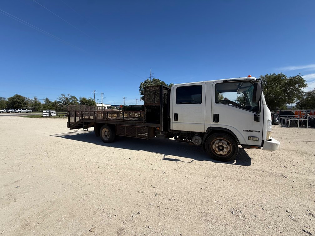 2007 Isuzu NPR-HD