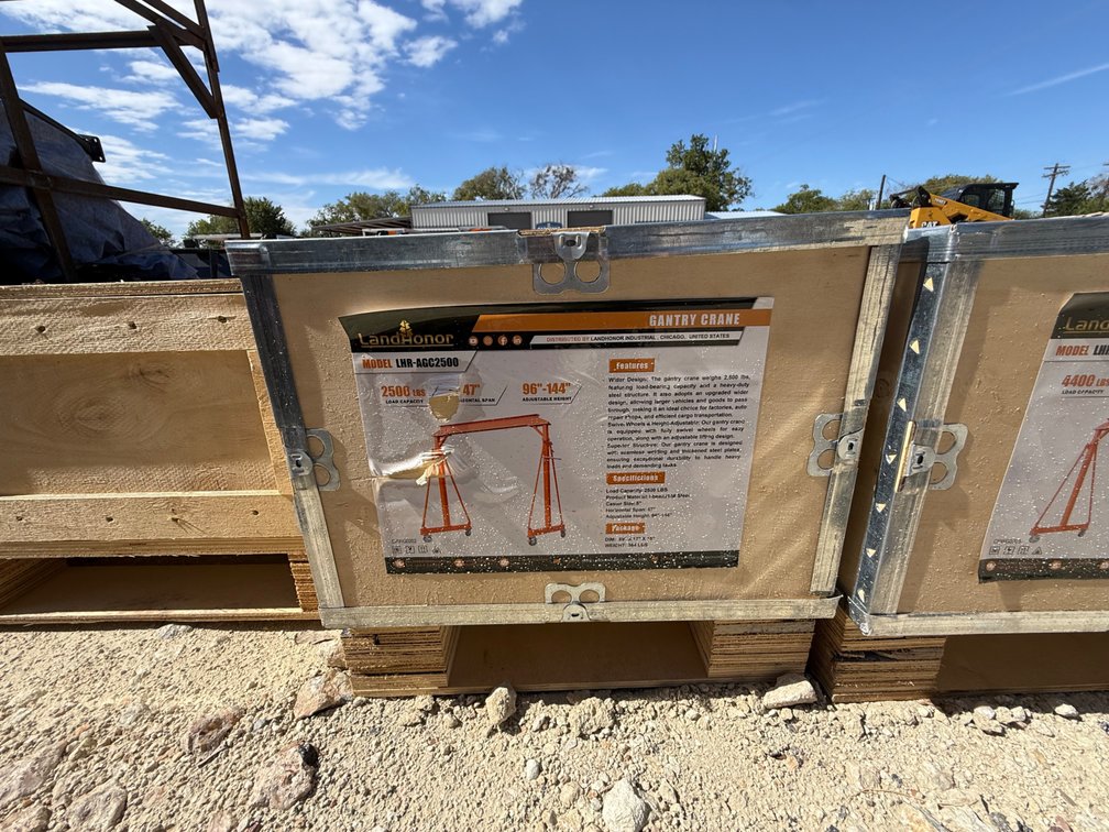 Landhonor 2500lbs Gantry Crane