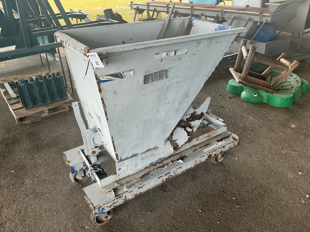 Vestil Heavy Duty Steel Self Dumping Hopper on Casters