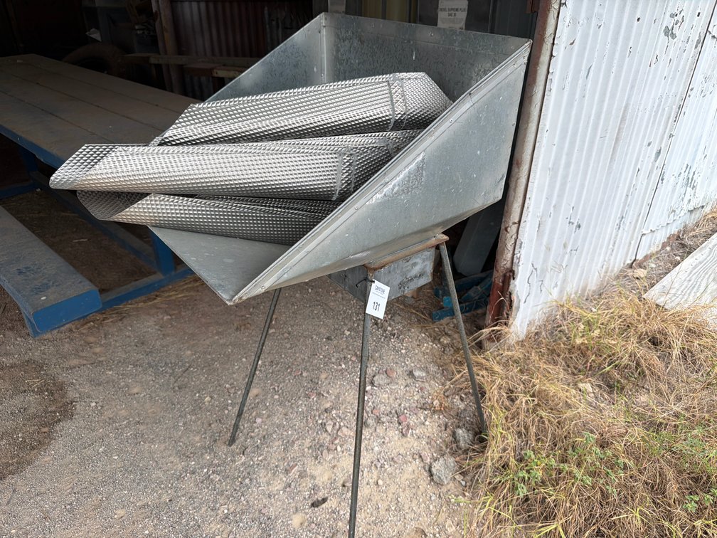 Hopper Feeder Stand with chute components