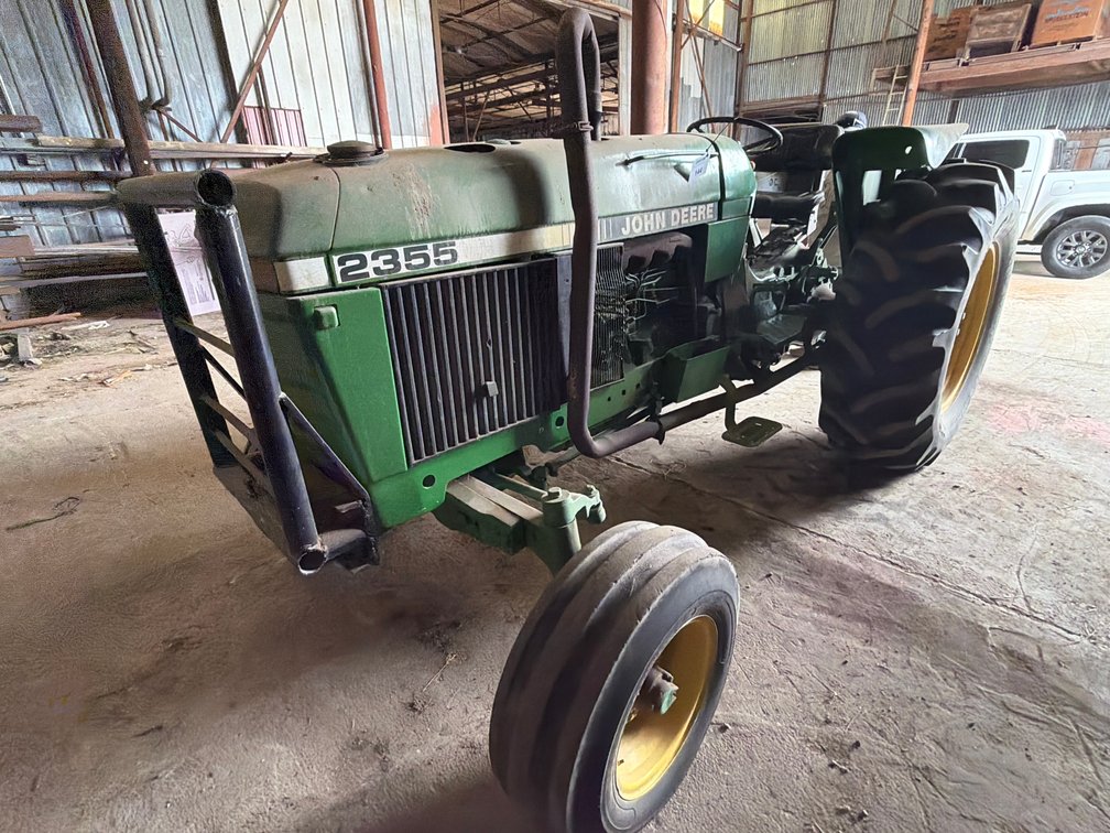 John Deere 2355 Tractor