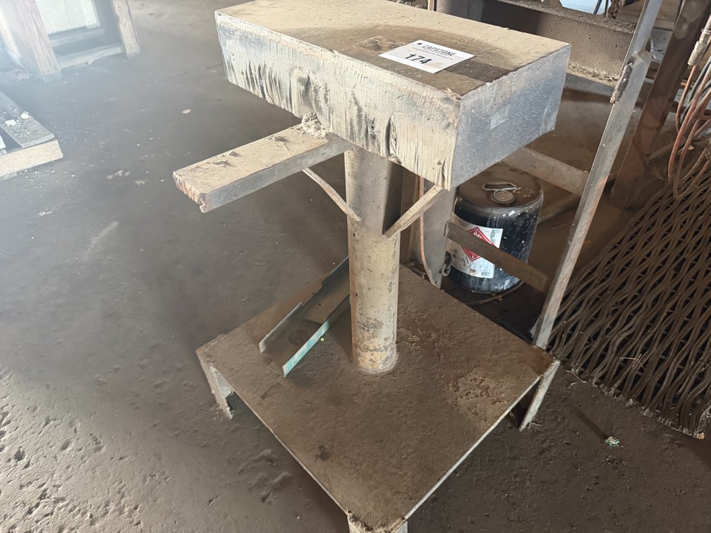 Heavy Duty Fabricated Steel Blacksmith Anvil and Tool Stand